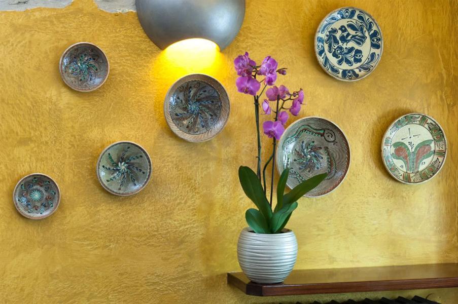 Trattoria Del Bivio Konuk evi Cerretto Langhe Dış mekan fotoğraf