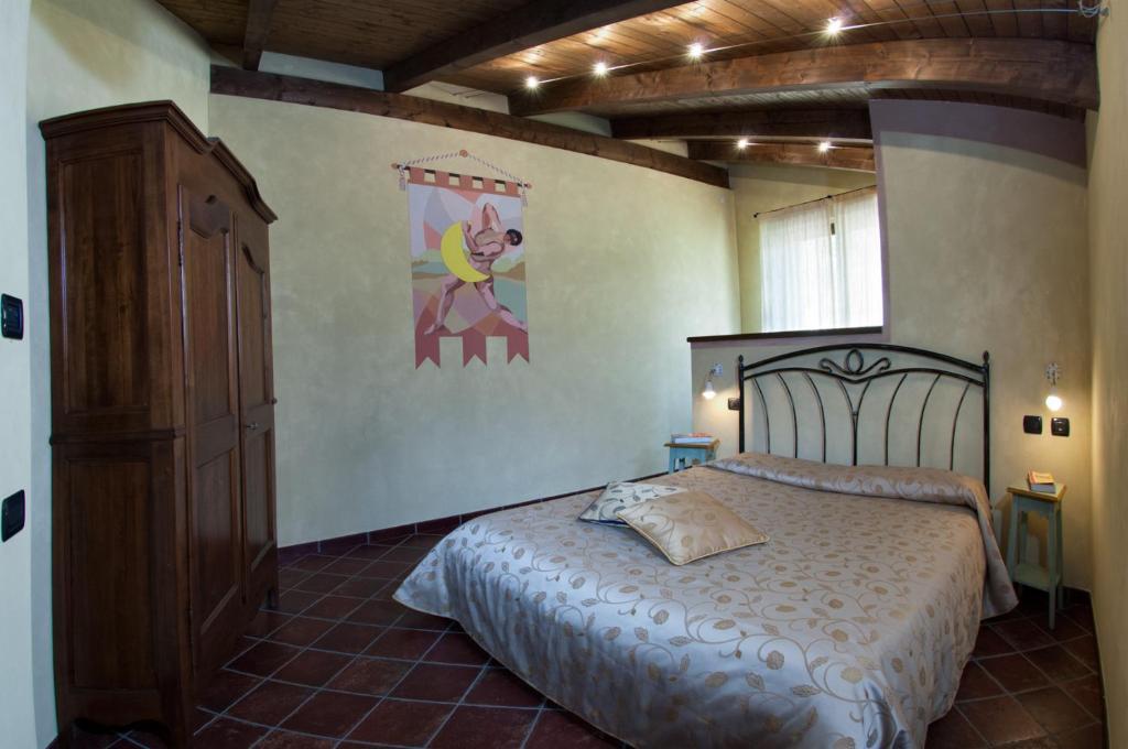 Trattoria Del Bivio Konuk evi Cerretto Langhe Oda fotoğraf