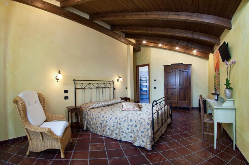 Trattoria Del Bivio Konuk evi Cerretto Langhe Oda fotoğraf