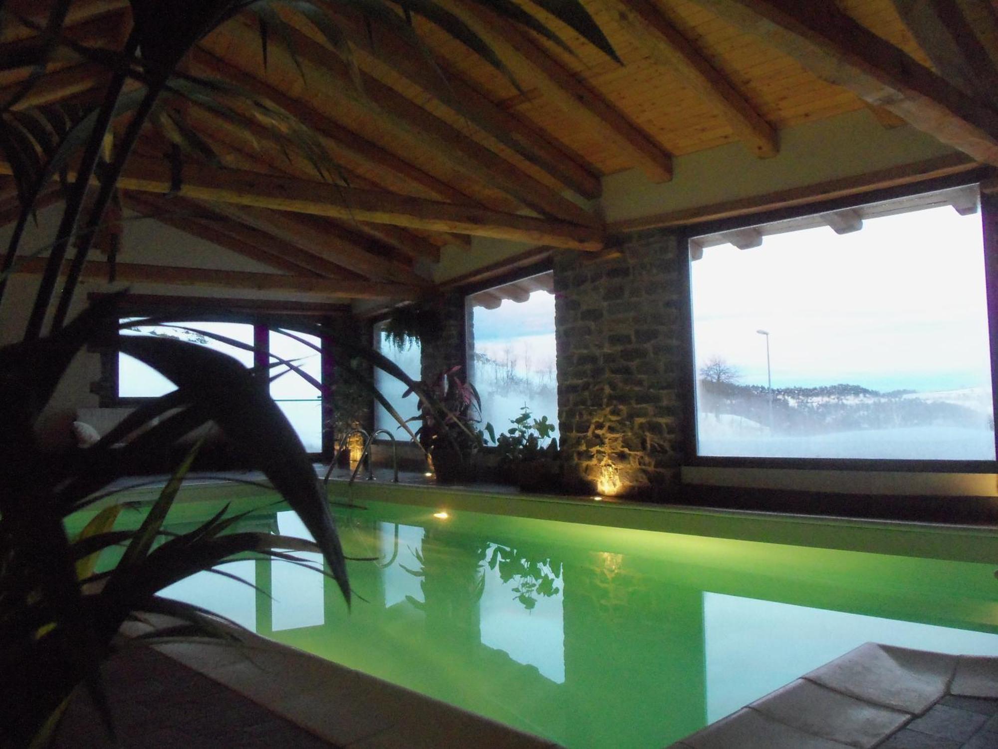 Trattoria Del Bivio Konuk evi Cerretto Langhe Dış mekan fotoğraf