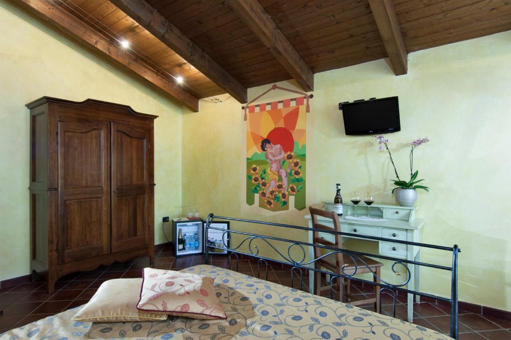 Trattoria Del Bivio Konuk evi Cerretto Langhe Dış mekan fotoğraf